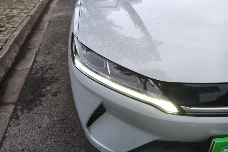 Used BYD Yuan UP 2024 401KM Beyond Edition Right Front Headlight