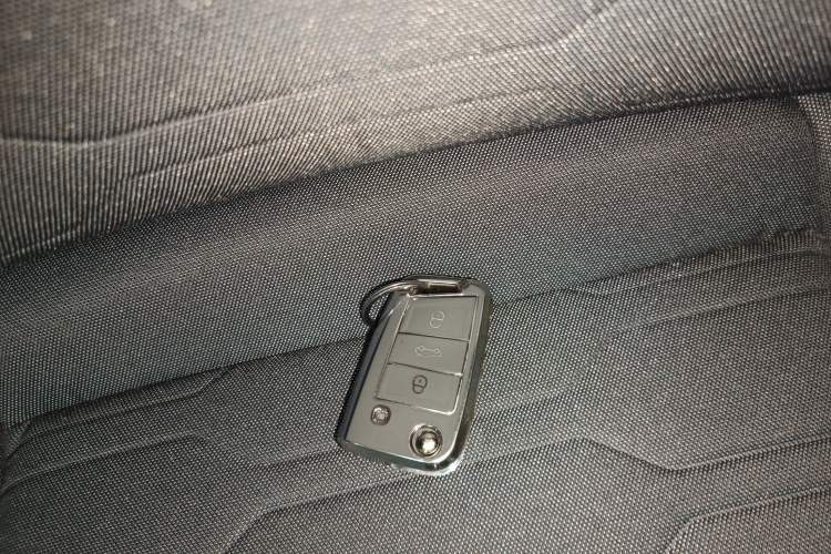 Used Volkswagen Tharu 2025 New Sharp 1.5L Ambitious Edition Vehicle Key