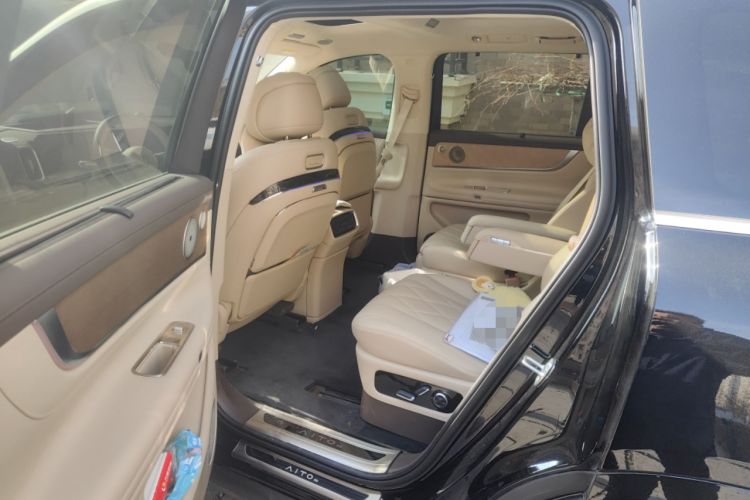 Used Hima AITO M9 2024 Range-Extended Ultra Version 52 kWh 6-Seater Model