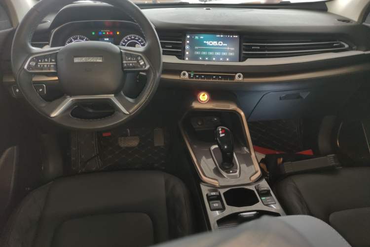 Used Haval H6 2020 1.5 GDIT Automatic Platinum Champion Edition Center Console