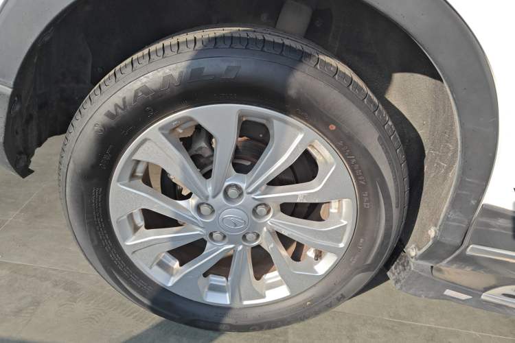 Used Soueast DX5 2019 1.5L Manual Luxury Version
