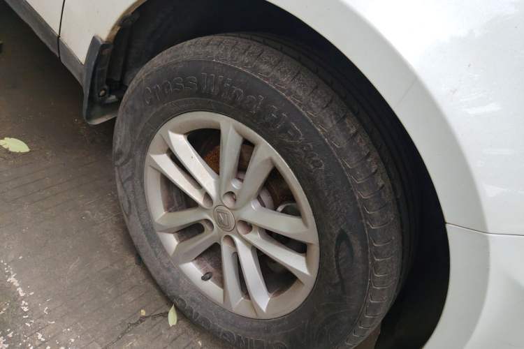 Used Zotye T600 2016 1.5T Manual Elite Edition Right Front Wheel Hub