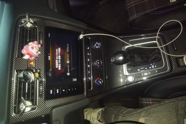 Used Volkswagen Golf 2020 Charming Edition 280TSI DSG R-Line Audio And AC Panel