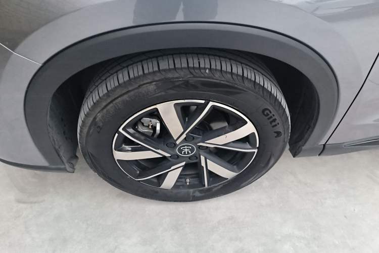 Used BYD Song Pro New Energy 2024 HONOR Edition DM-i 71KM Beyond Model Exterior 4