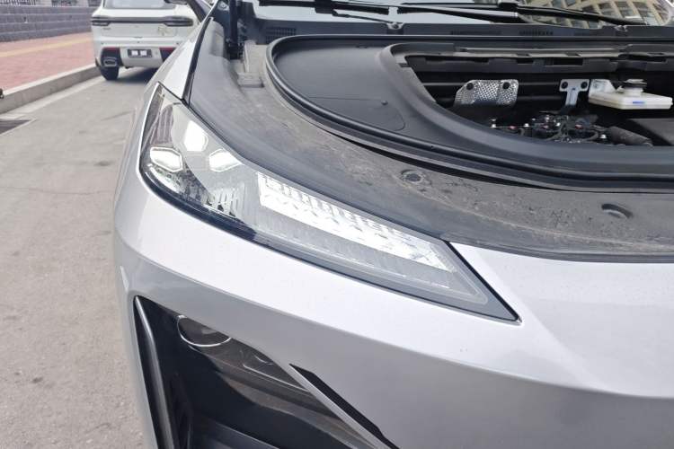 Used Deepal S07 2025 215Max Deep Blue Intelligent Driving AD PRO Range-Extended Version Right Front Headlight