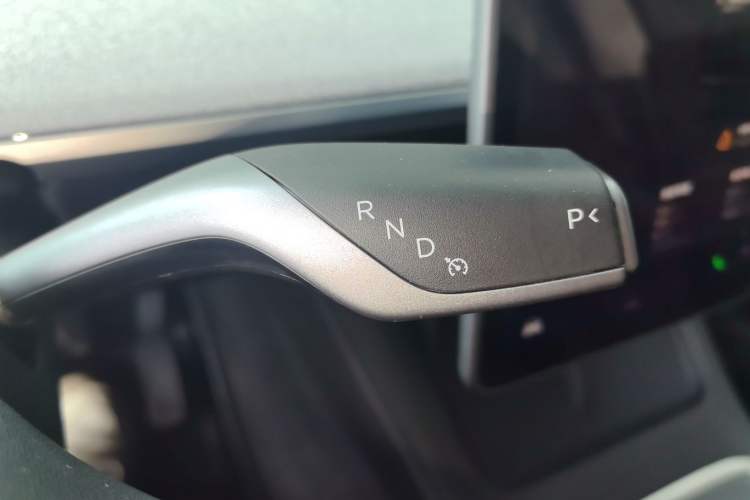 Used Tesla Model Y 2024 Rear-Wheel-Drive Version