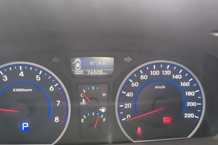 Used Hyundai Celesta 2011 1.6L Automatic Luxury Version
