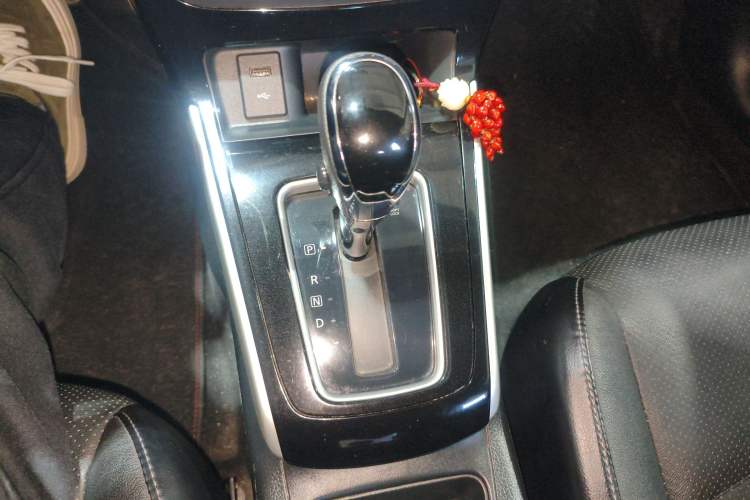 Used Nissan Sylphy 2019 1.6XV CVT Smart Connect Luxury Edition China VI Standard
