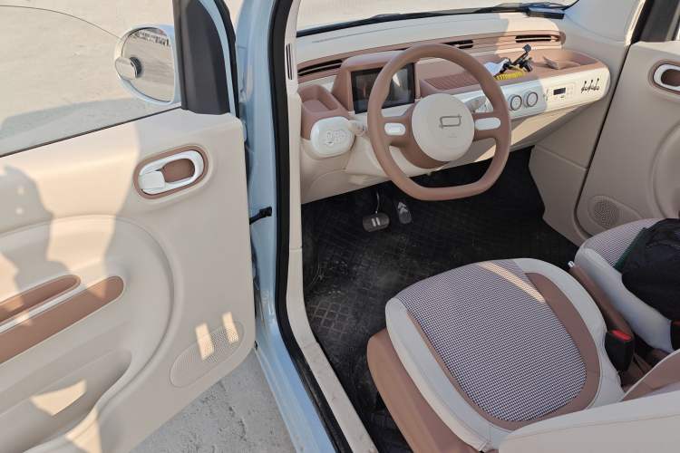 Used Bestune Pony 2026 222km Colorful Horse Driver Seat