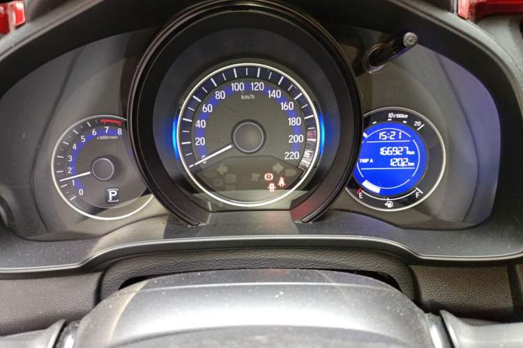 Used Honda Fit 2016 1.5L LXS CVT Comfort Sunroof Version
