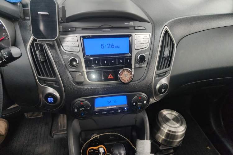 Used Hyundai ix35 2012 2.0L Automatic Two-Wheel Drive Elite Edition GLS
