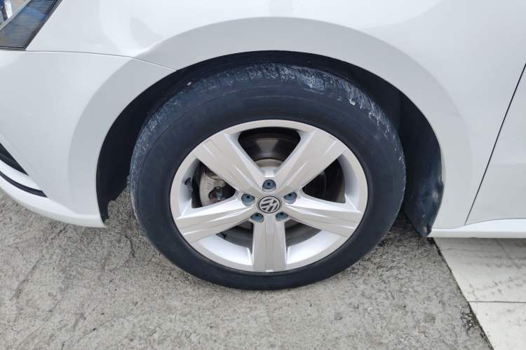 Used Volkswagen Gran Lavida 2017 1.6L Automatic Fashion Edition