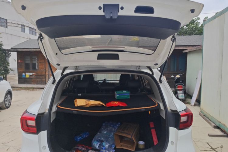 Used MG ZS 2018 1.5L Automatic Luxury Edition China V Standard Trunk