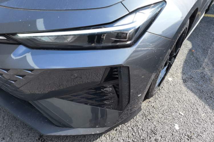 Used Changan UNI-V 2024 1.5T Prestige Edition