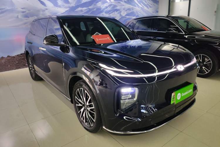 Used CHANGAN NEVO Q07 2025 215 Prestige Edition
