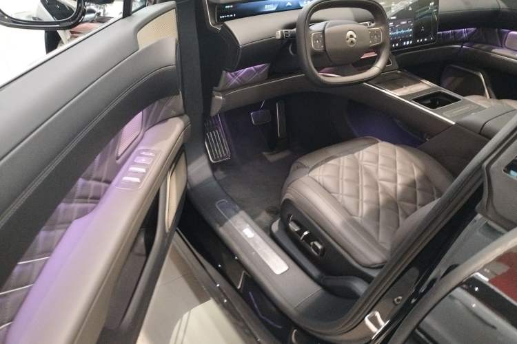 Used Nio ET9 2025 100 kWh