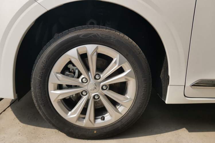 Used Wuling Jiachen 2022 1.5L Manual Comfort Edition
