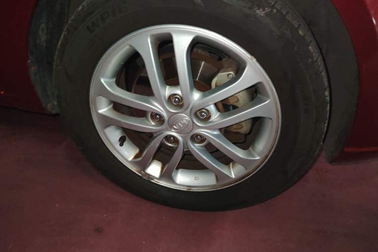 Used Kia Forte 2011 1.6L AT Premium
