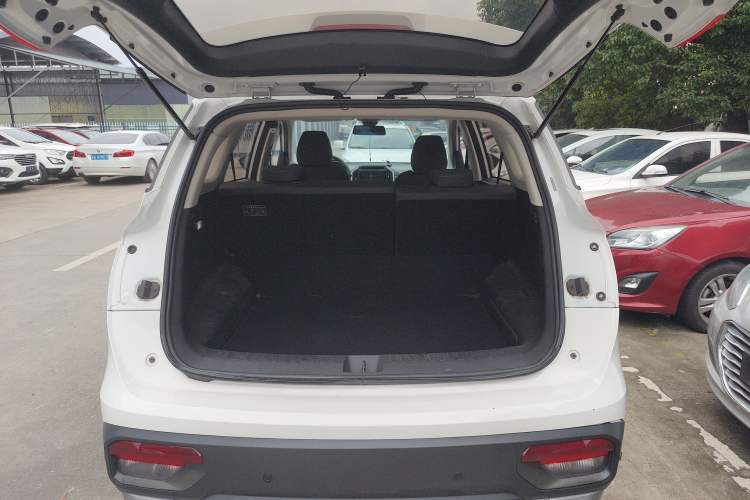 Used Baojun 530 2021 Global Car Anniversary Edition 1.5T Manual Comfort Model 5 Seats
