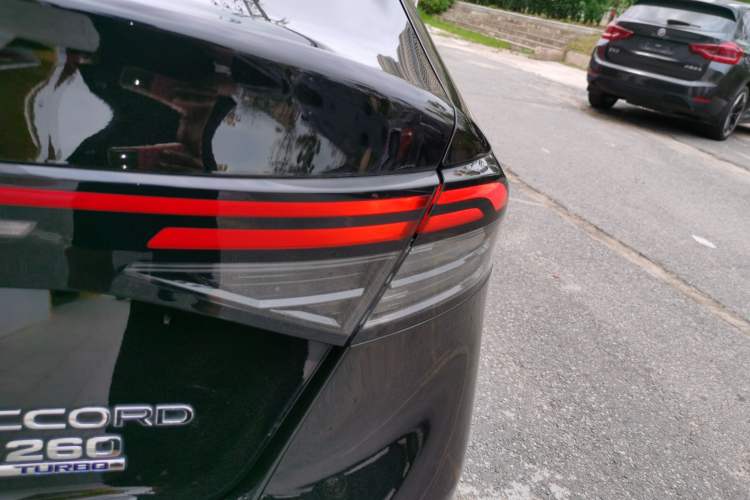 Used Honda Accord 2025 260TURBO Luxury Edition Right Rear Taillight