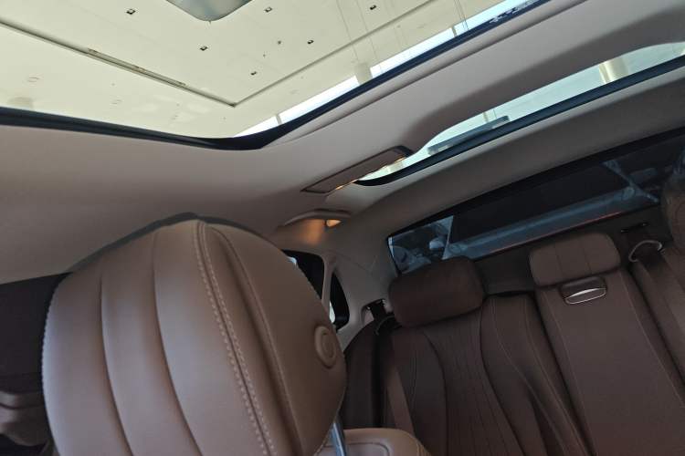 Used Mercedes-Benz E-Class 2020 E 300 L Luxury Model
