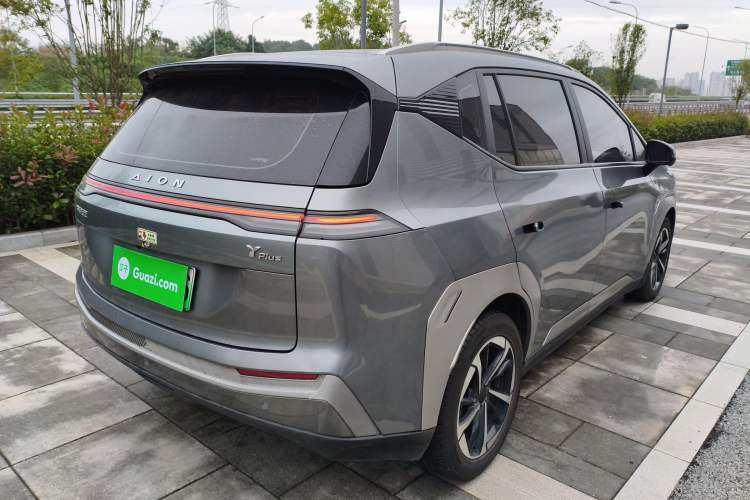 Used AION Y 2023 Plus 510 Smart Edition