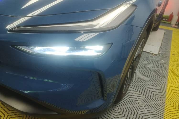 Used ONVO L60 2024 60 kWh All-Wheel Drive
