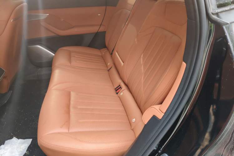 Used ONVO L60 2024 60 kWh Rear-Drive Version Left Rear Seat