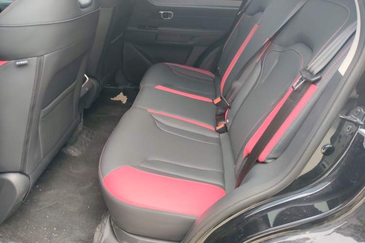 Used JETOUR Dashing 2026 Model—Youth Edition, 1.5T 6DCT Luxury Edition
