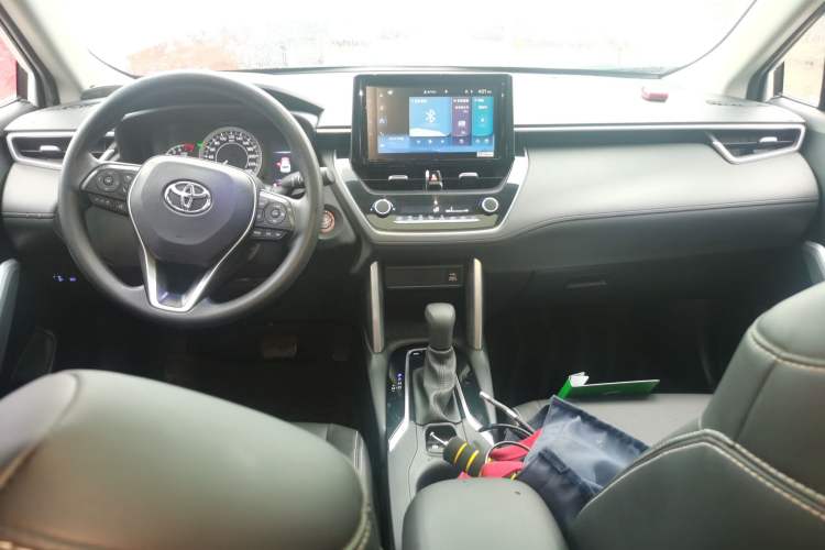 Used Toyota FRONTLANDER 2022 2.0L CVT Luxury Edition