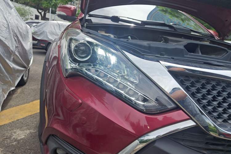 Used BYD Tang New Energy 2015 2.0T Four-Wheel-Drive Flagship Model
