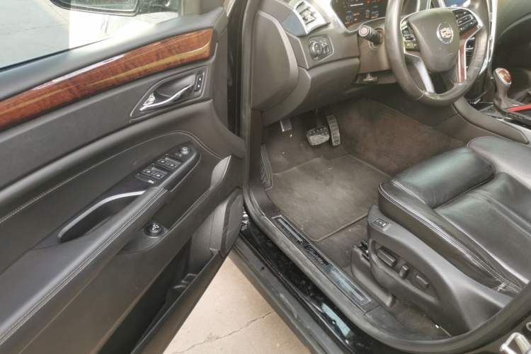 Used Cadillac SRX 2014 3.0L Luxury Model