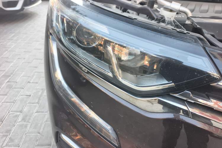 Used Renault Koleos 2019 SCe200 Two-Wheel Drive Explore Smart Edition China V Standard Right Front Headlight