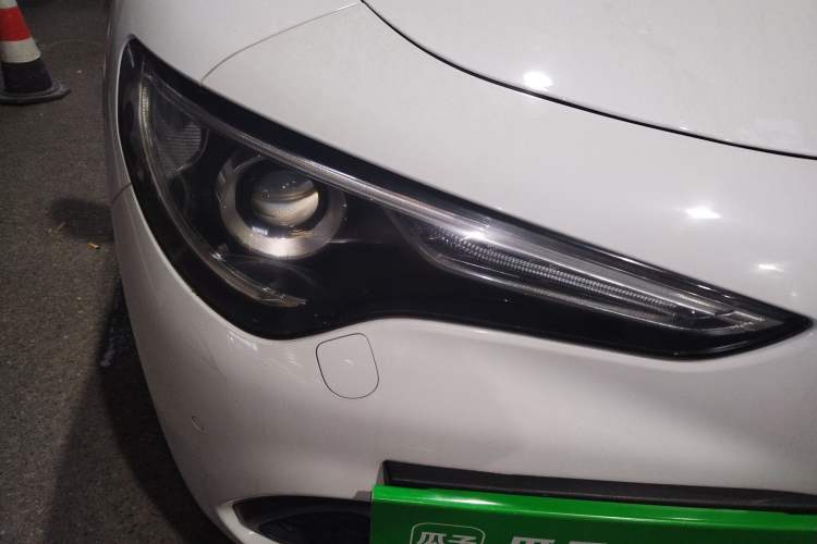 Used Alfa Romeo Stelvio 2017 2.0T 200HP Elite Edition