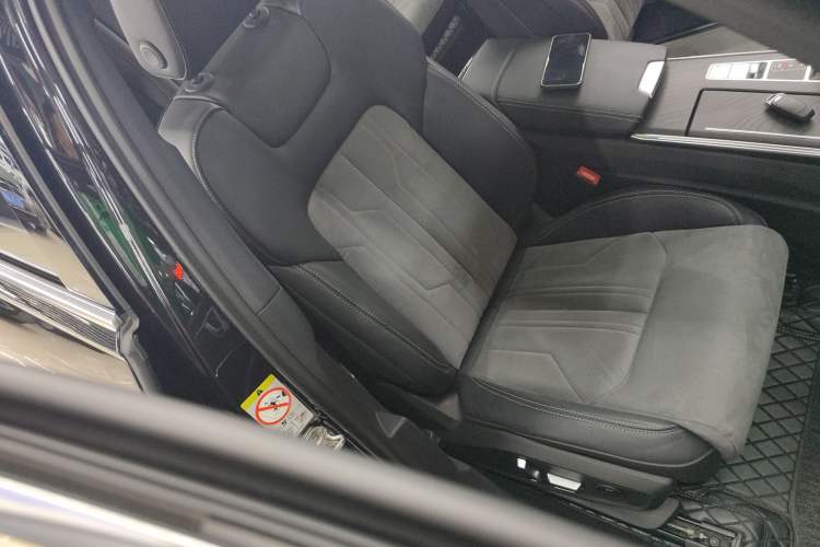 Used Audi A6L 2024 45 TFSI quattro Prestige Dynamic Edition
