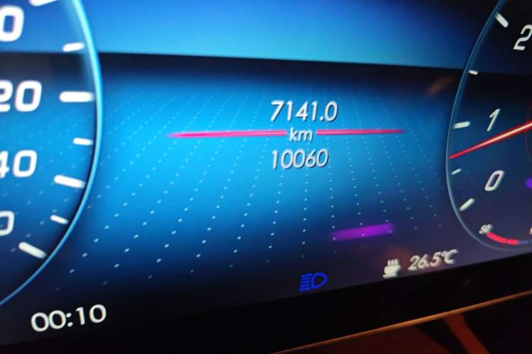 Used Mercedes-Benz S-Class 2012 S 300 L Business Standard Model Odometer Close Up