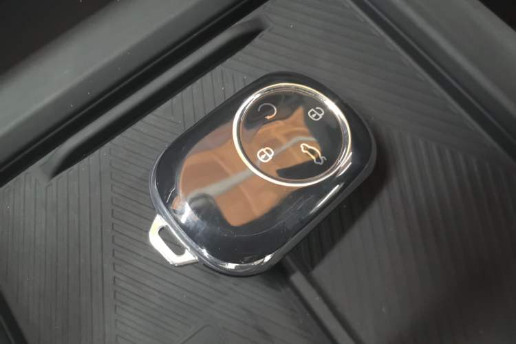 Used Chery Fulwin X3L 2025 Model 215 Smart Driving Edition