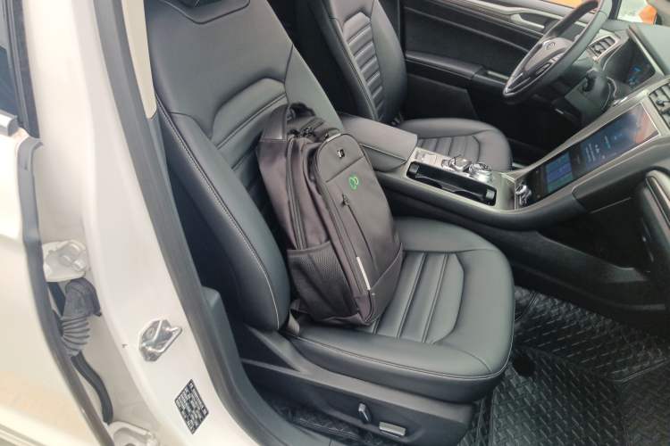 Used Ford Mondeo 2020 EcoBoost 180 Stylish Model Right Front Seat