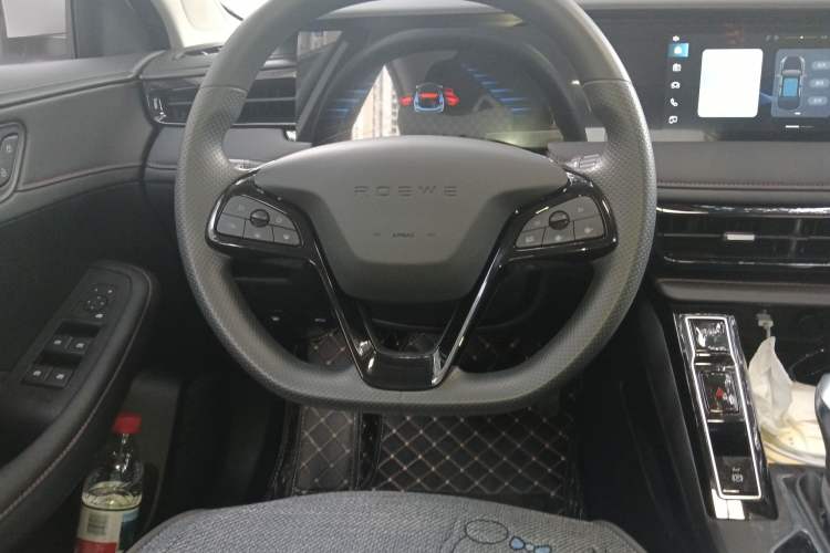 Used Roewe i5 2026 Model 1.5L CVT Luxury Version
