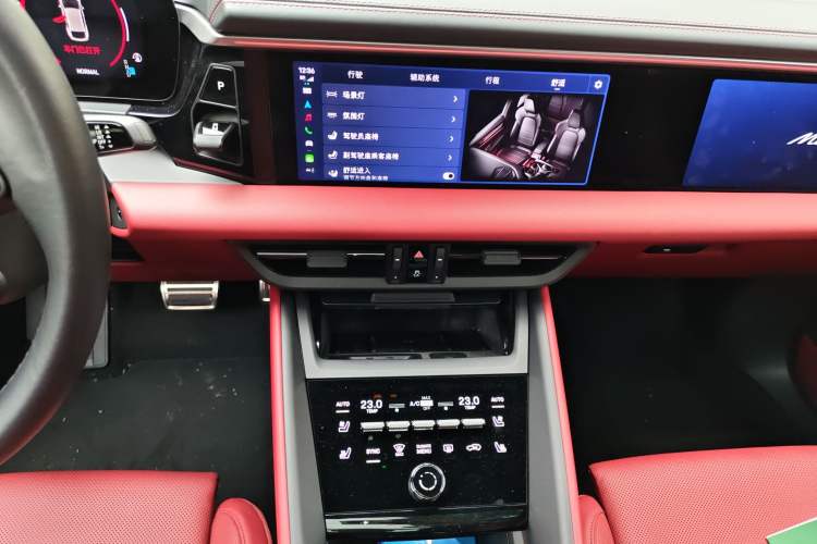 Used Porsche Macan 2024 Macan 4 Audio And AC Panel