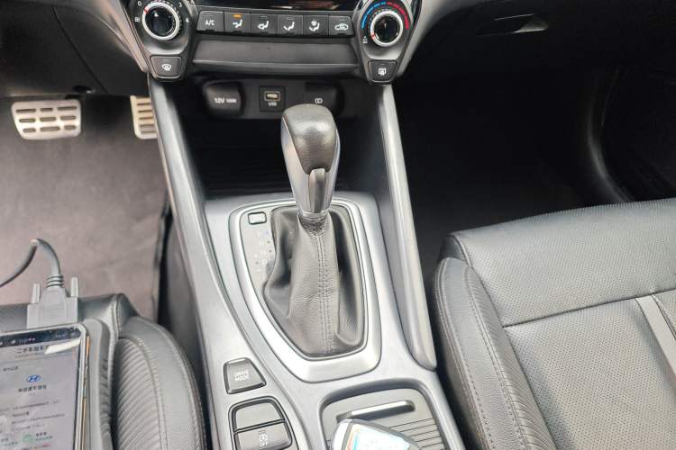 Used Hyundai Lafesta 2019 280TGDi Sport Edition China VI Gear Lever