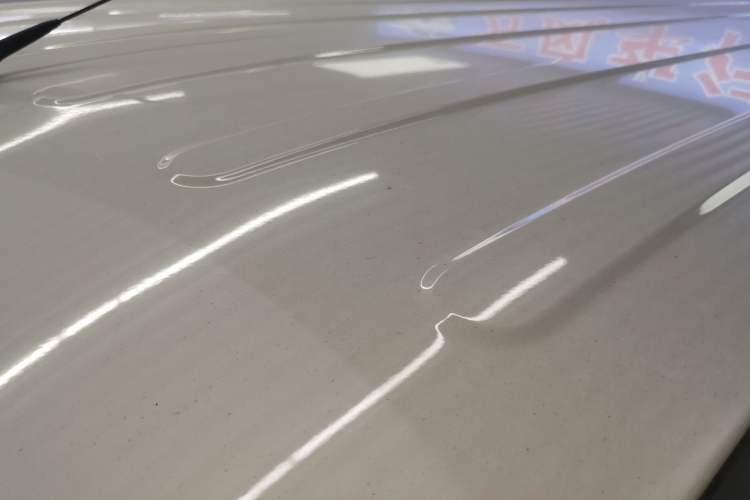 Used Wuling Yangguang 2024 300KM Comfort Version Passenger Van 75kW