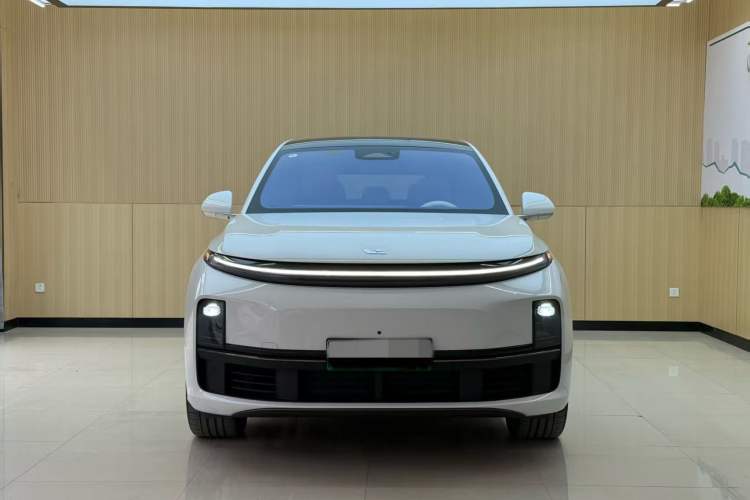 Used Li Auto L7 2023 Pro Model Front