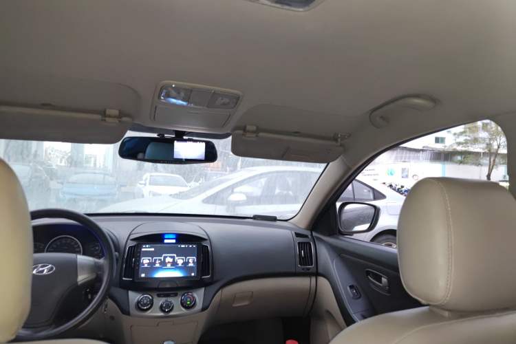 Used Hyundai Celesta 2011 1.6L Manual Comfort Edition
