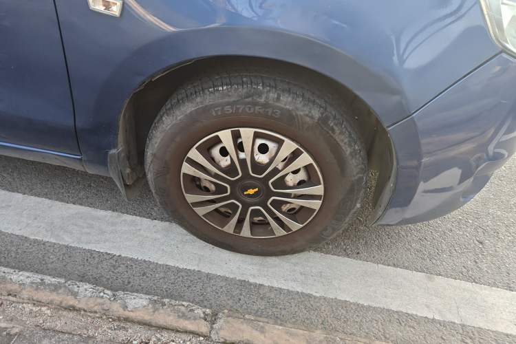 Used Chevrolet Sail 2010 Sedan 1.2L Manual Warm Edition
