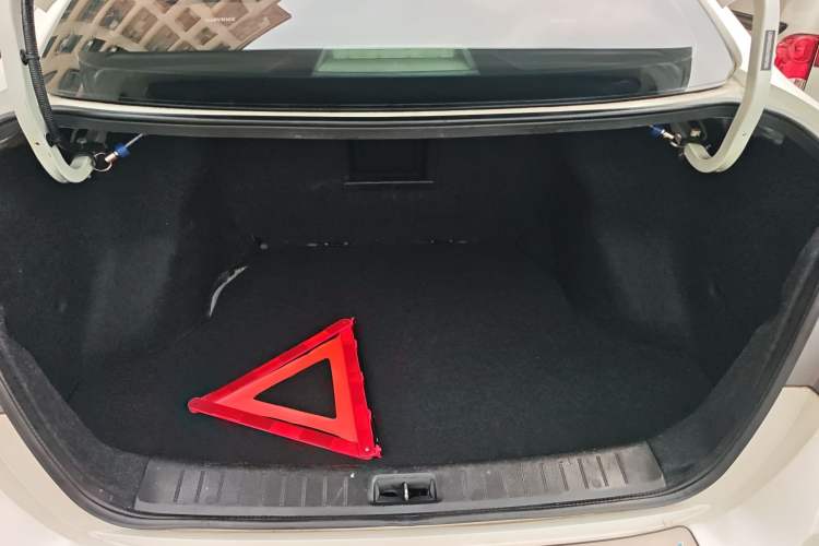 Used Nissan Sylphy 2018 1.6XV CVT Deluxe Edition Trunk