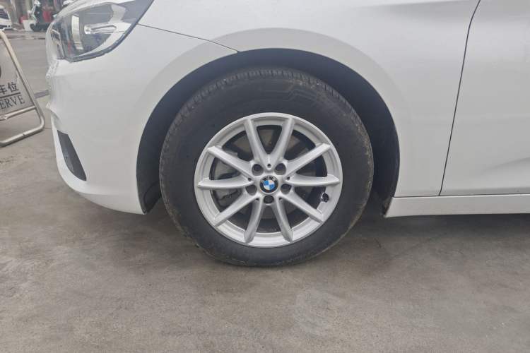 Used BMW 2 Series Active Tourer 2016 218i Fashion Model Exterior 4