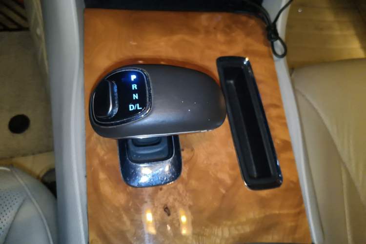 Used Chrysler 300C 2013 3.6L Luxury Edition
