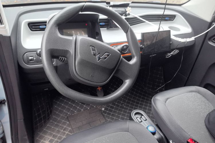 Used Wuling Hongguang MINIEV 2022 Easy Version Lithium Iron Phosphate
