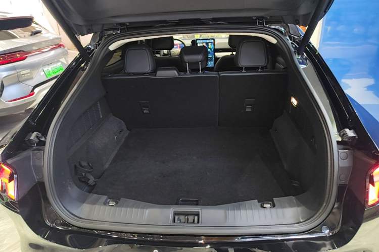 Used Ford Mustang Mach-E 2021 Leap Edition Rear-Drive Version (Standard Range)